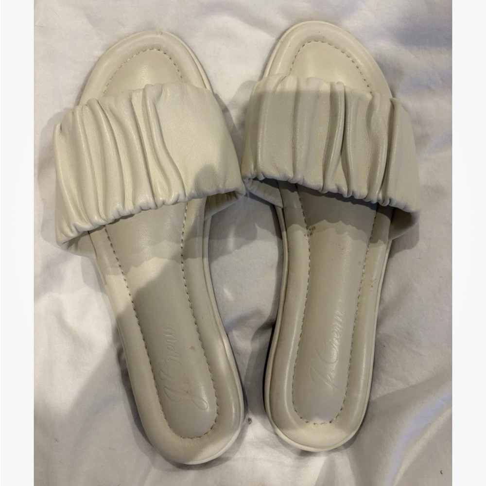 Elegant Cream Slide Sandals j crew cushioned size 8 like new
